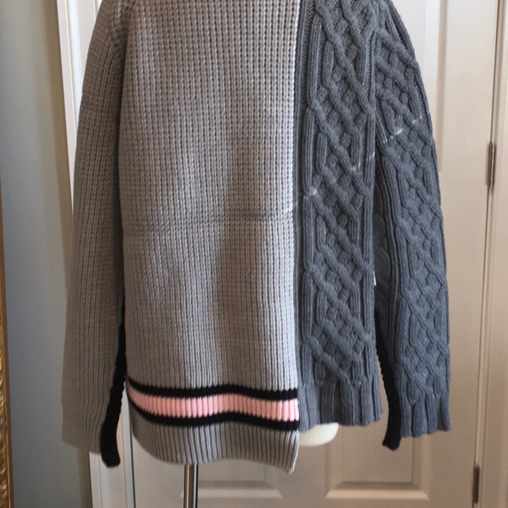 Sweater - Picture 3 of 4